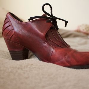Canal Grande | Italian Leather Burgundy Red Heels Shoes